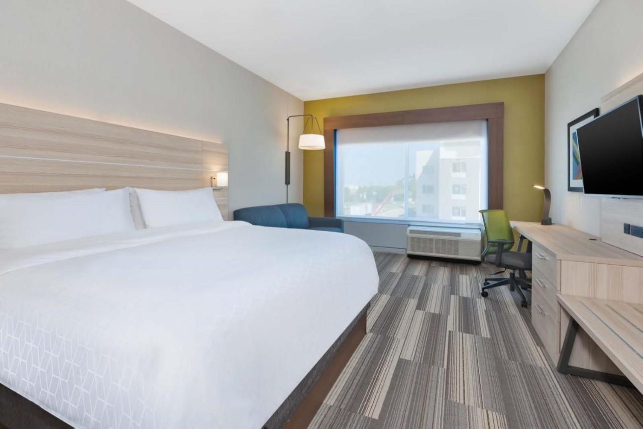Holiday Inn Express & Suites - Grand Rapids Airport - South By Ihg Екстериор снимка