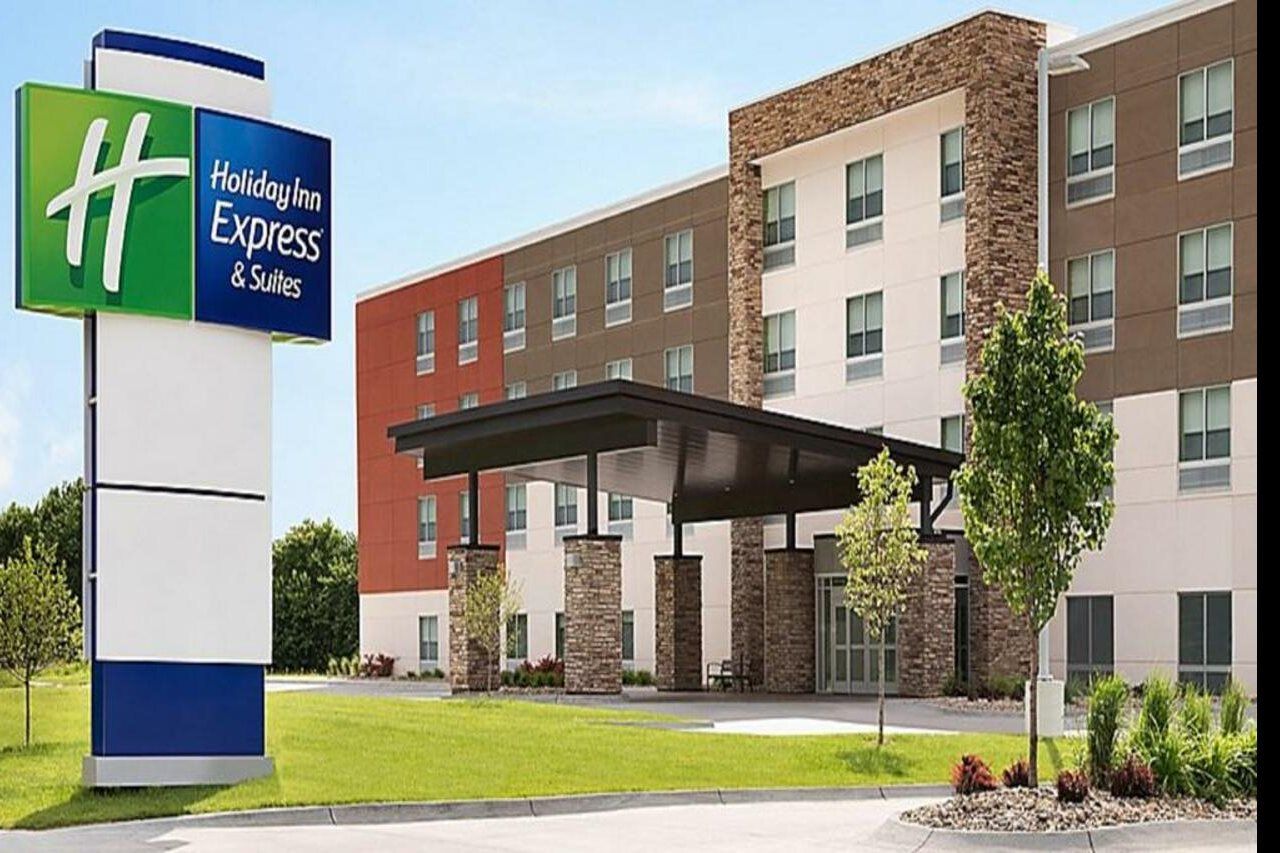 Holiday Inn Express & Suites - Grand Rapids Airport - South By Ihg Екстериор снимка